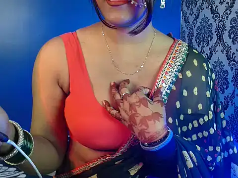 Snapshot of Hotginni4 chatting on 2, 2, 2026 Hotginni4 online show from 2, 2, 2026