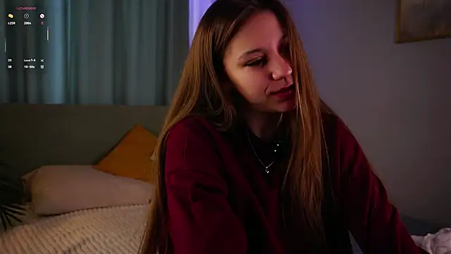 ShantellAngulo online show from 18, 4, 2026