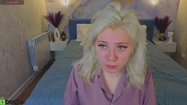 Snapshot of Kate_Krose chatting on 2, 2, 2026 Kate Krose online show from 2, 2, 2026