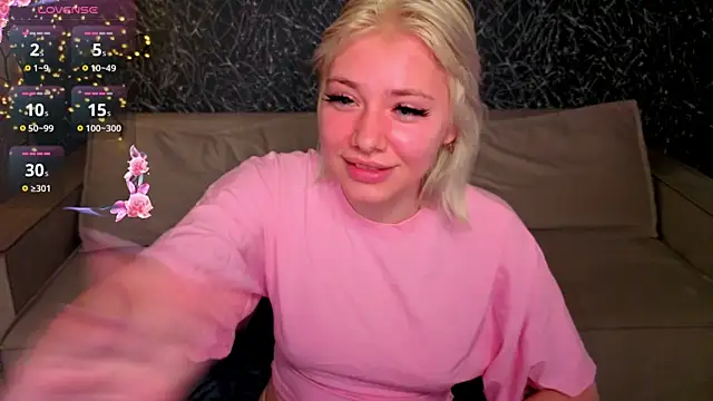 Snapshot of Kate_Krose chatting on 26, 6, 2026 Kate Krose online show from 26, 6, 2026
