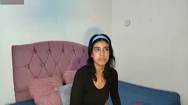 Kalyra 17 online show from 14, 4, 2026