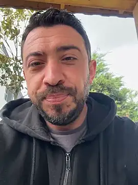 Snapshot of hessds34 chatting on 15, 4, 2026 hessds34 online show from 15, 4, 2026