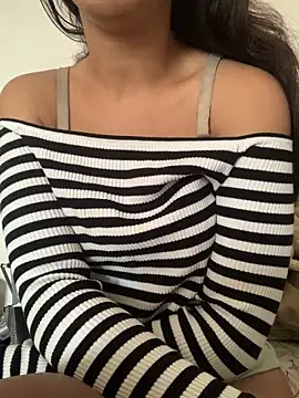 Snapshot of Nour-Lina chatting on 28, 2, 2026 Nour-Lina online show from 28, 2, 2026