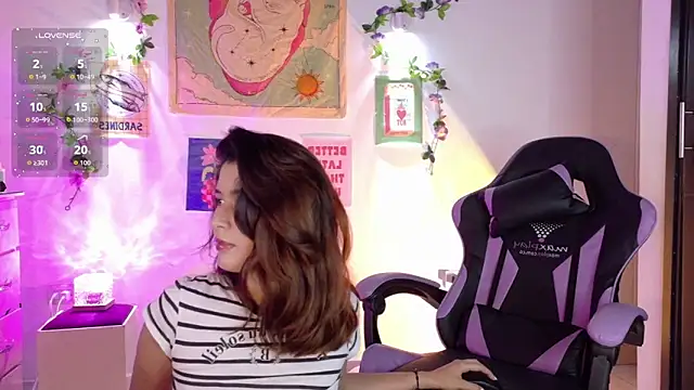 Snapshot of emicute_ chatting on 7, 2, 2026 emicute online show from 7, 2, 2026