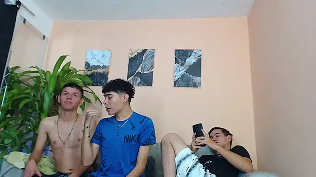 Snapshot of DesiresOfOlympus_ chatting on 15, 2, 2026 DesiresOfOlympus online show from 15, 2, 2026