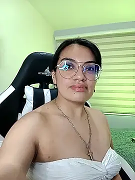 Snapshot of Arany_ chatting on 4, 3, 2026 Arany online show from 4, 3, 2026