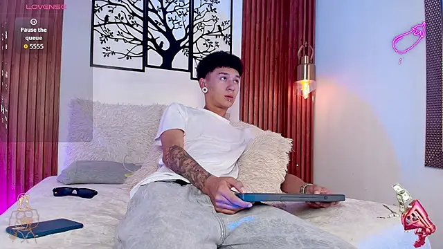 David Banks  online show from 3, 3, 2026