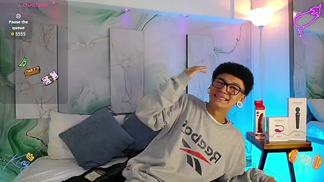 David Banks  online show from 13, 4, 2026