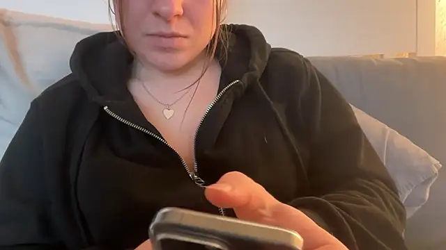 Lucyschickt online show from 16, 2, 2026