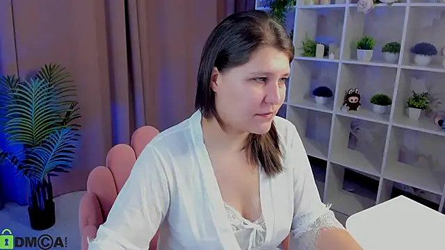 helenahoff online show from 9, 3, 2026