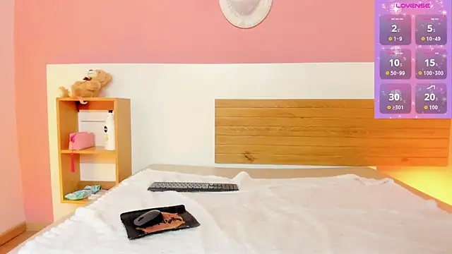 ValeryBellotti online show from 17, 4, 2026