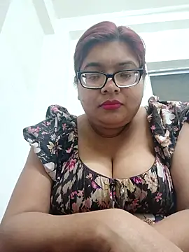 Snapshot of Elie_Hallway chatting on 6, 2, 2026 Elie Hallway online show from 6, 2, 2026