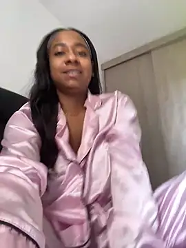 amara queen  online show from 13, 7, 2026