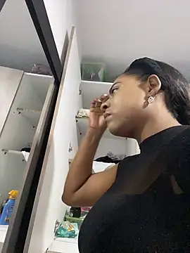 amara queen  online show from 14, 7, 2026