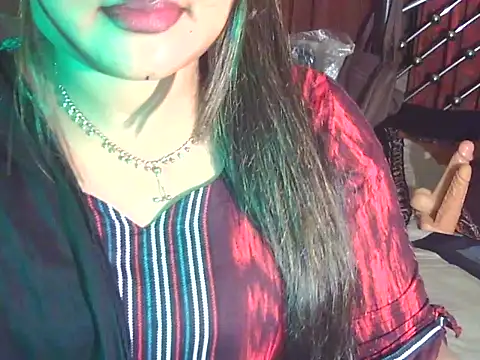 Snapshot of Nusrat_Faria chatting on 15, 5, 2026 Nusrat Faria online show from 15, 5, 2026