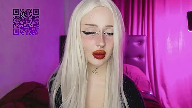 Snapshot of Lolykari chatting on 8, 3, 2026 Lolykari online show from 8, 3, 2026