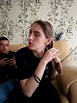 laparejaideal08 online show from 17, 4, 2026