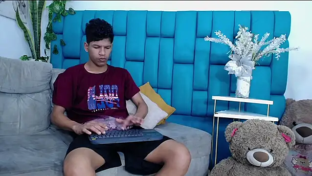Snapshot of Stephen_Angel chatting on 6, 2, 2026 Stephen Angel online show from 6, 2, 2026