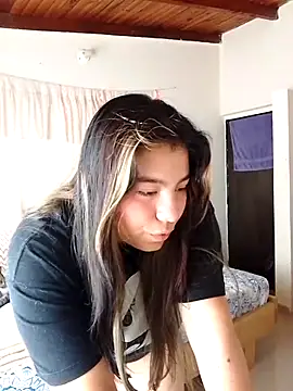 Snapshot of SakuraDoll7u7 chatting on 10, 4, 2026 SakuraDoll7u7 online show from 10, 4, 2026