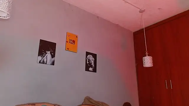 Snapshot of arianna_rossi11 chatting on 23, 4, 2026 arianna rossi11 online show from 23, 4, 2026