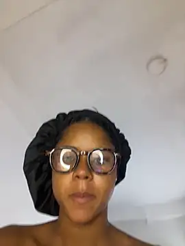 LIA PARKERR online show from 12, 3, 2026