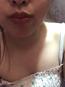 Snapshot of honeyyy110 chatting on 2, 3, 2026 honeyyy110 online show from 2, 3, 2026