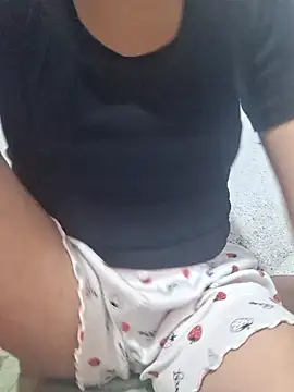 Snapshot of Mey_mey2k3 chatting on 10, 4, 2026 Mey mey2k3 online show from 10, 4, 2026