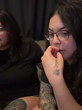 KittyTatts online show from 9, 2, 2026