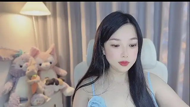 Snapshot of Yumi_yuni chatting on 15, 4, 2026 Yumi yuni online show from 15, 4, 2026