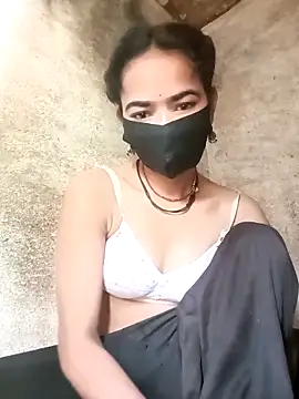 Snapshot of Sonali_Bendre chatting on 14, 3, 2026 Sonali Bendre online show from 14, 3, 2026