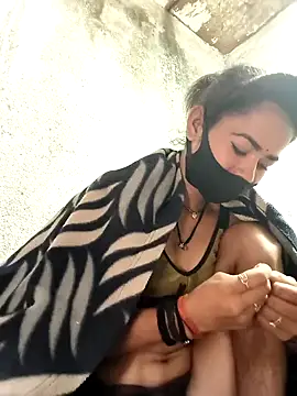 Snapshot of Sonali_Bendre chatting on 24, 3, 2026 Sonali Bendre online show from 24, 3, 2026