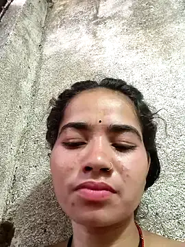 Snapshot of Sonali_Bendre chatting on 1, 4, 2026 Sonali Bendre online show from 1, 4, 2026