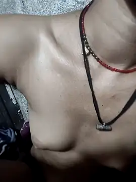 Snapshot of Sonali_Bendre chatting on 13, 4, 2026 Sonali Bendre online show from 13, 4, 2026