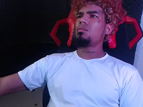 Snapshot of merka33 chatting on 23, 3, 2026 merka33 online show from 23, 3, 2026