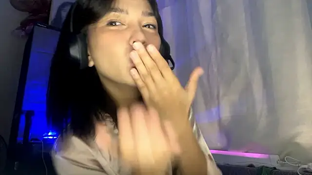 Snapshot of ConstancePorrini chatting on 12, 2, 2026 ConstancePorrini online show from 12, 2, 2026