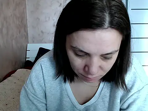 LorraGrey online show from 4, 3, 2026