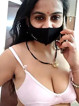 Snapshot of simran_sharma01 chatting on 28, 2, 2026 simran sharma01 online show from 28, 2, 2026