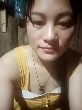 Snapshot of Momo-biki chatting on 17, 3, 2026 Momo-biki online show from 17, 3, 2026