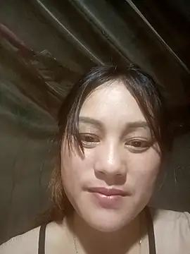 Snapshot of Momo-biki chatting on 1, 5, 2026 Momo-biki online show from 1, 5, 2026