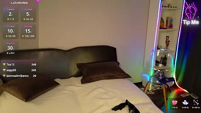 Snapshot of Eva_Sterling_ chatting on 8, 4, 2026 Eva Sterling online show from 8, 4, 2026