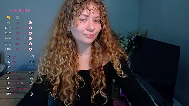 Snapshot of Milounee chatting on 29, 5, 2026 Milounee online show from 29, 5, 2026