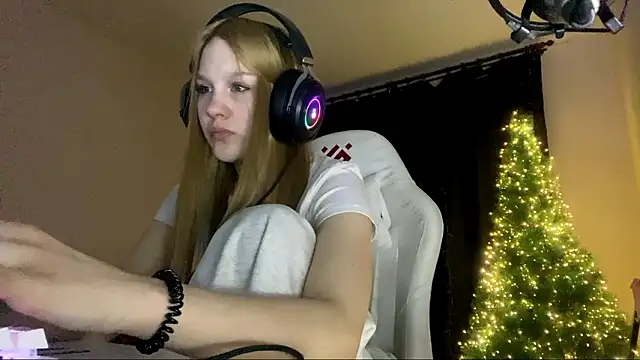 Snapshot of axin_burnell chatting on 6, 2, 2026 axin burnell online show from 6, 2, 2026