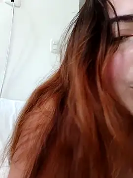 Snapshot of lyss_muller chatting on 31, 3, 2026 lyss muller online show from 31, 3, 2026