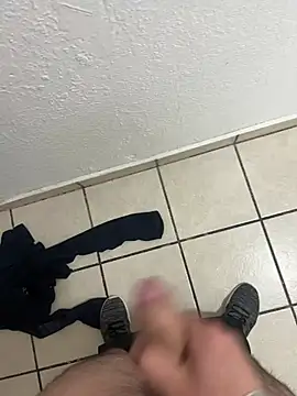 Snapshot of Tupapi696969q chatting on 10, 2, 2026 Tupapi696969q online show from 10, 2, 2026