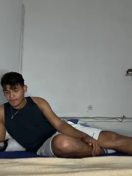 Snapshot of DavShi chatting on 15, 2, 2026 DavShi online show from 15, 2, 2026