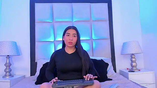 Snapshot of SussyFox chatting on 11, 2, 2026 SussyFox online show from 11, 2, 2026