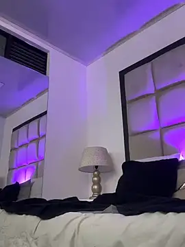 Snapshot of SussyFox chatting on 18, 3, 2026 SussyFox online show from 18, 3, 2026