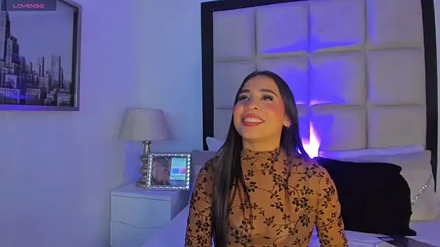 Snapshot of SussyFox chatting on 29, 3, 2026 SussyFox online show from 29, 3, 2026