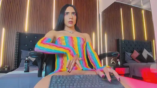 Snapshot of Viannca__ chatting on 10, 4, 2026 Viannca online show from 10, 4, 2026