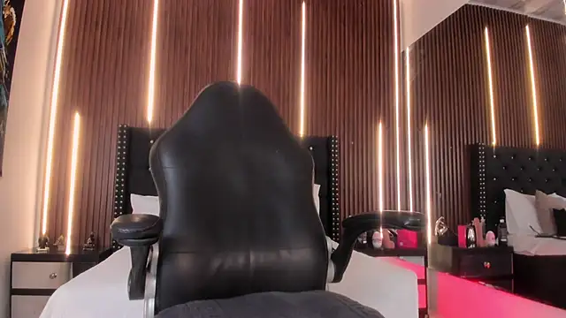 Snapshot of Viannca__ chatting on 17, 4, 2026 Viannca online show from 17, 4, 2026